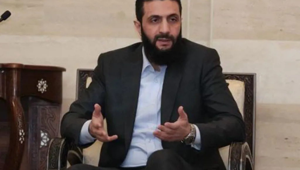 الشرع يدعو لرفع العقوبات عن سوريا وشطب "تحرير الشام" من قائمة الإرهاب