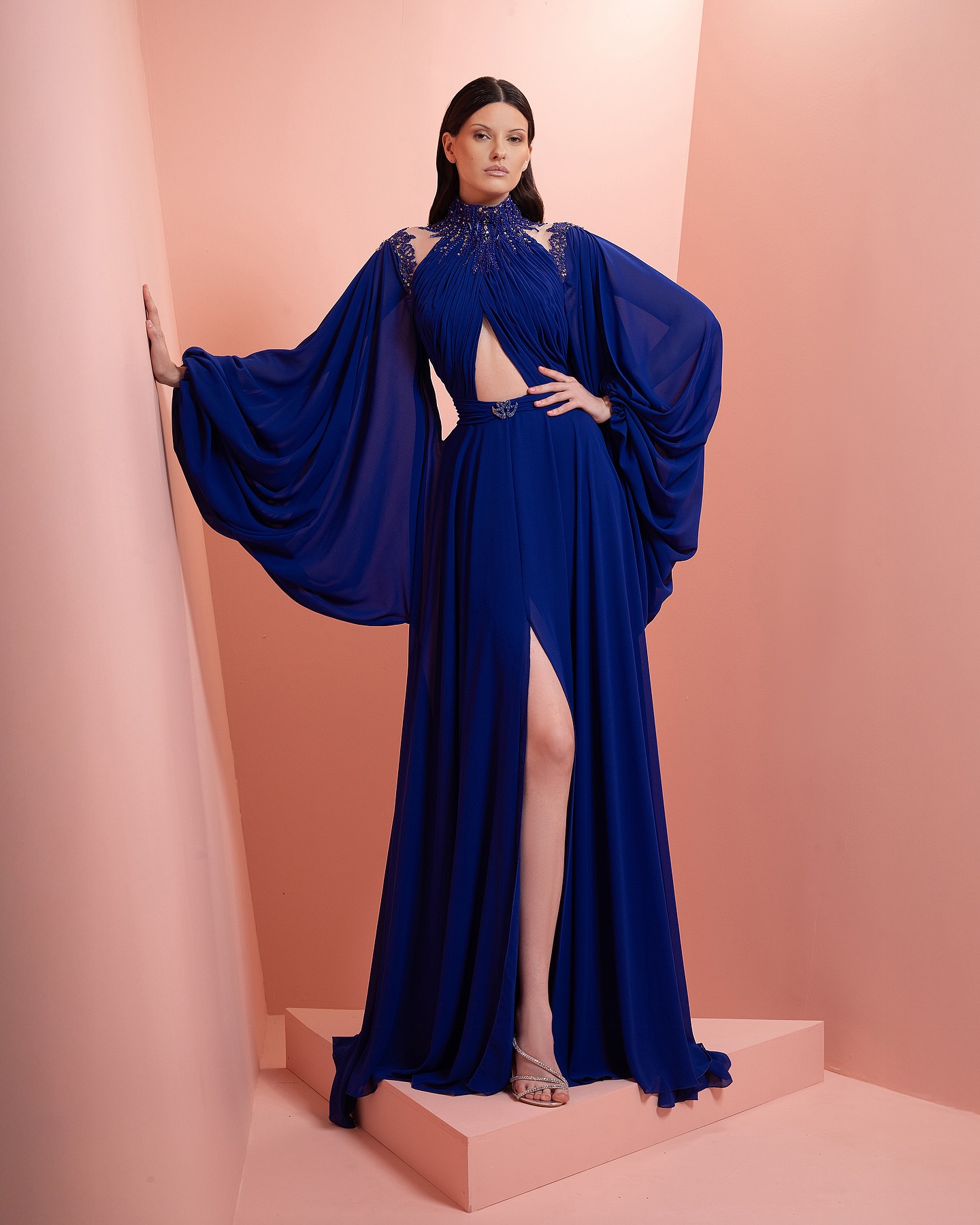 من مجموعة الأزياء الجاهزة للمصمّم زياد نكد لربيع وصيف 2026 (إنستغرام)