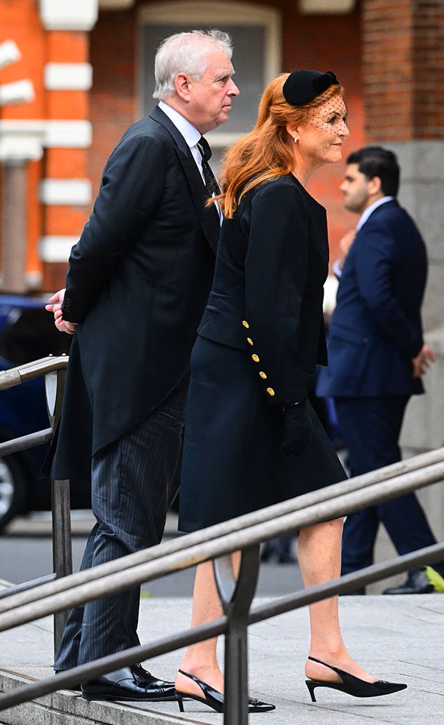 الأمير أندرو وسارة فيرغسون (Victoria Jones / Shutterstock).