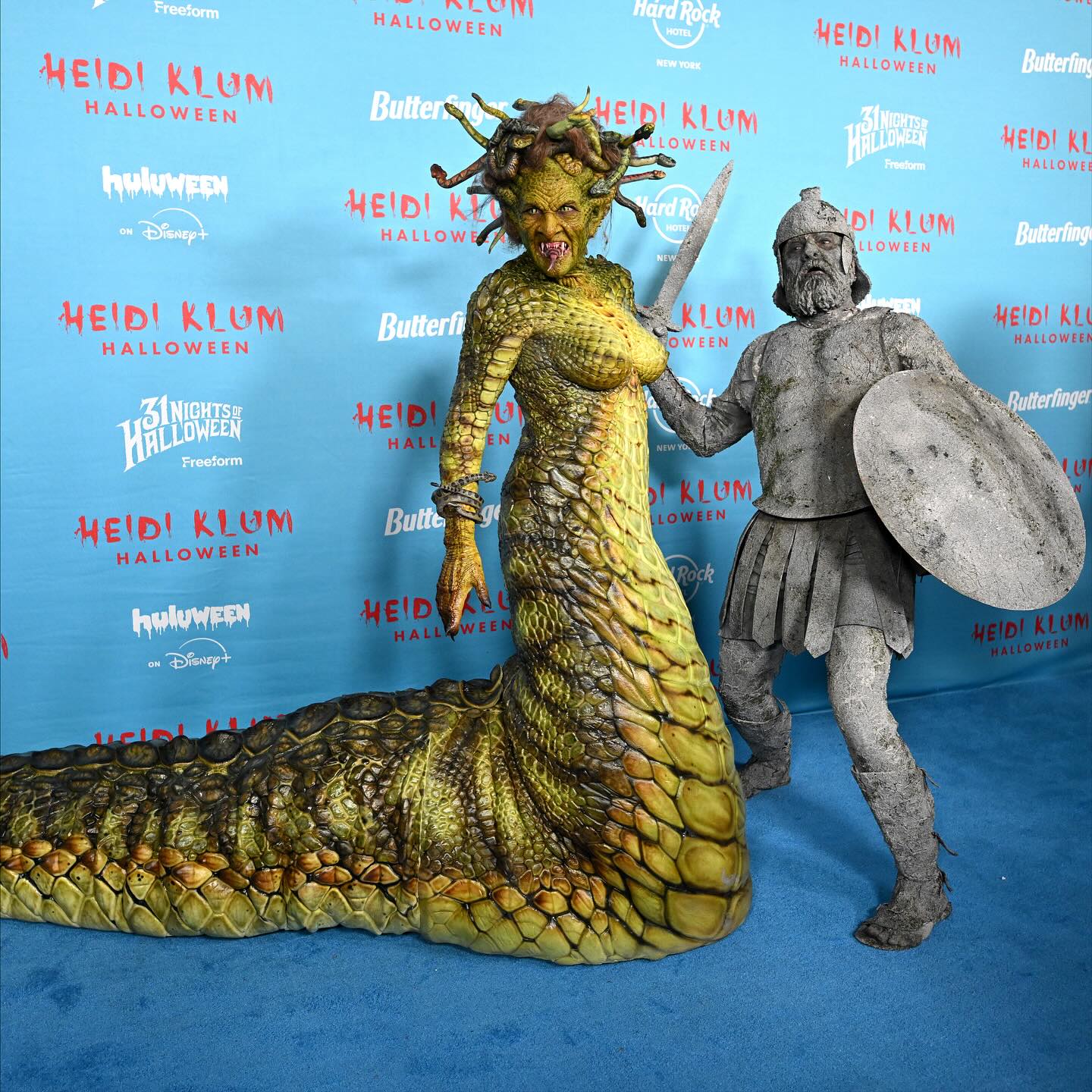 هايدي كلوم وزوجها بأزياء هالوين (إنستغرام)