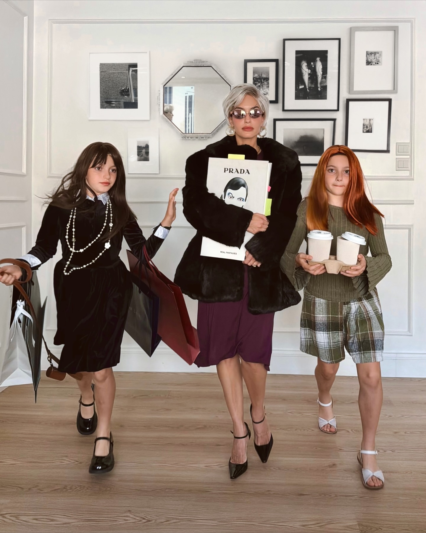 كارن وازن وعائلتها في هالووين (إنستغرام)