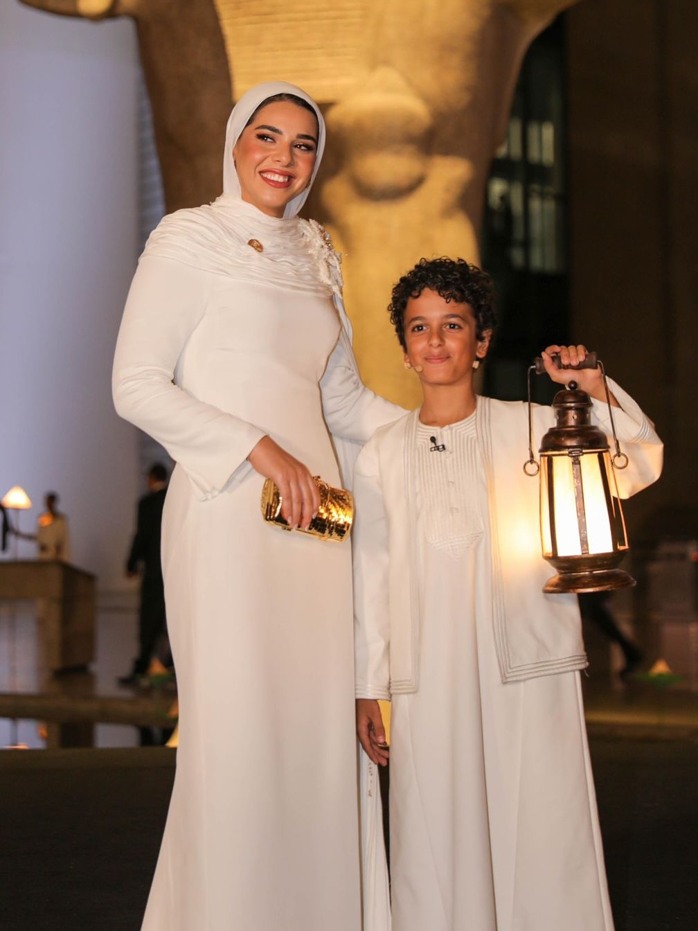 اطلالة آية ابنة الرئيس السيسي من توقيع مرمر حليم في افتتاح المتحف المصري الكبير (انستغرام) 