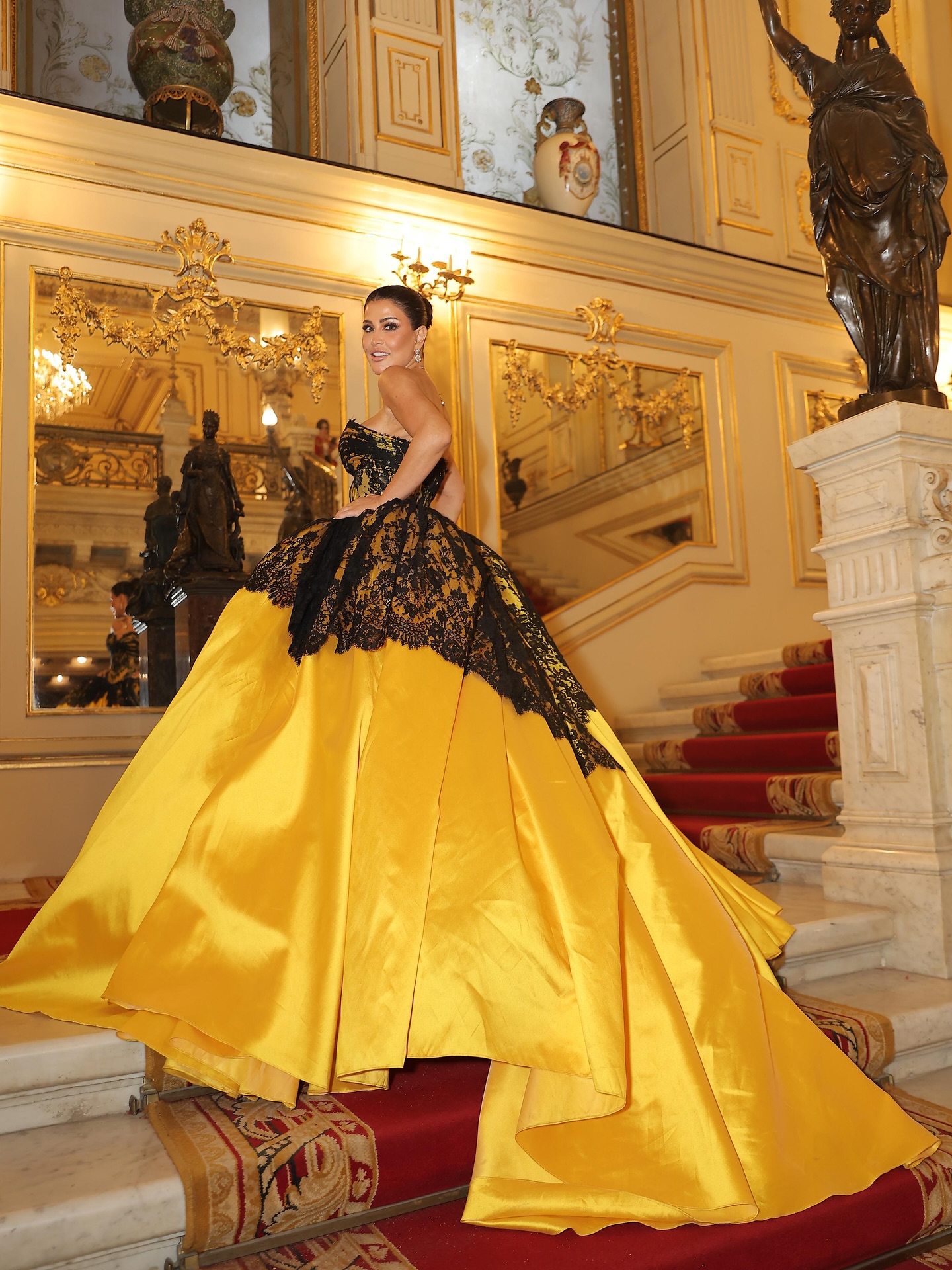 جومانة مراد بتصميم إيليو أبو فيصل (إنستغرام)