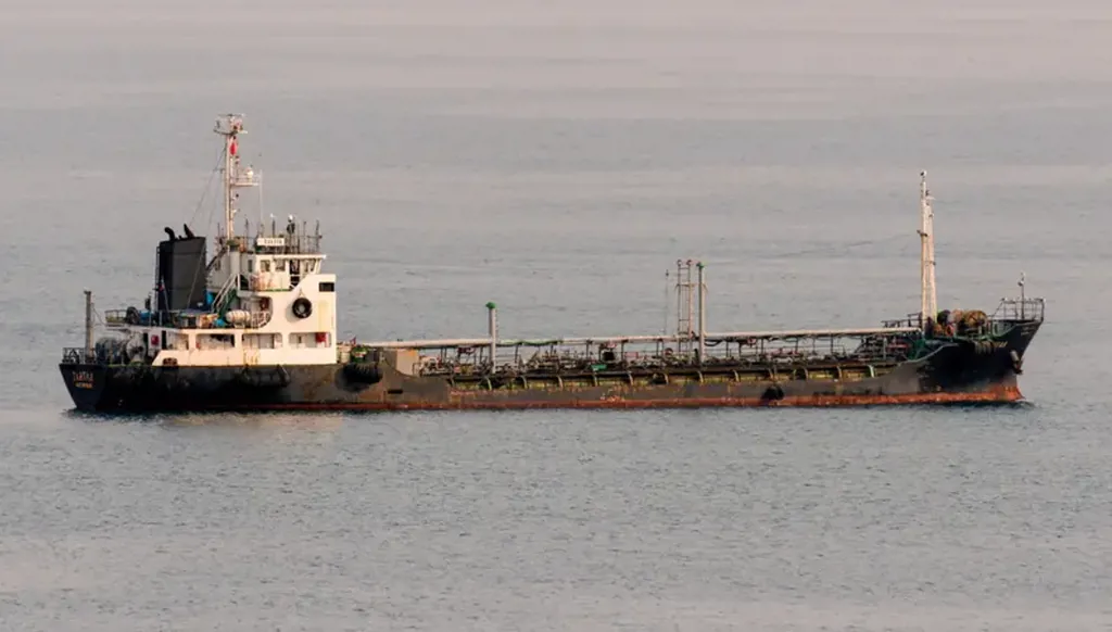 قصف أوكراني يستهدف سفينة في جنوب روسيا