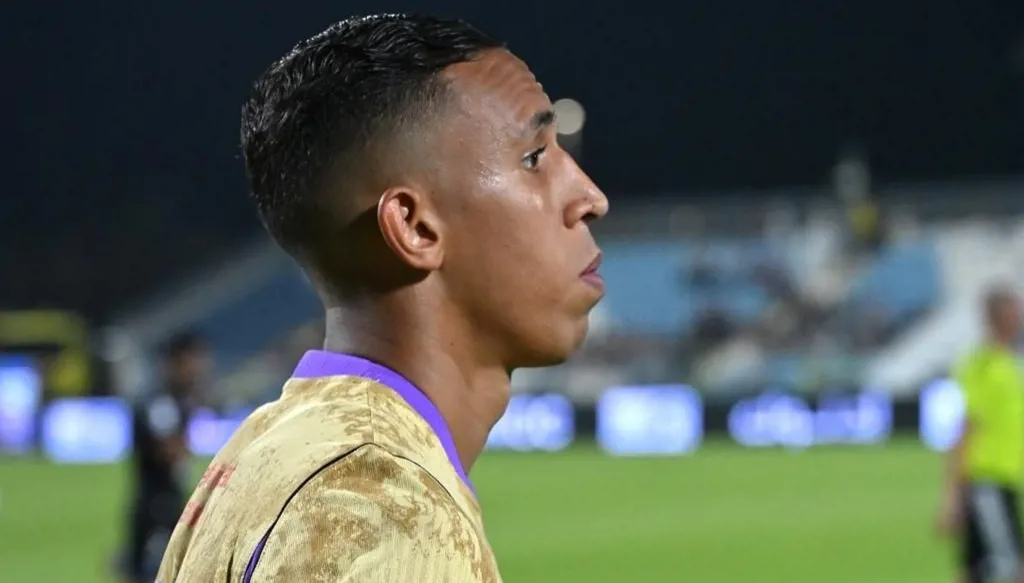 "شارات التميز" تخطف الأنظار في افتتاح دوري أدنوك التاريخي