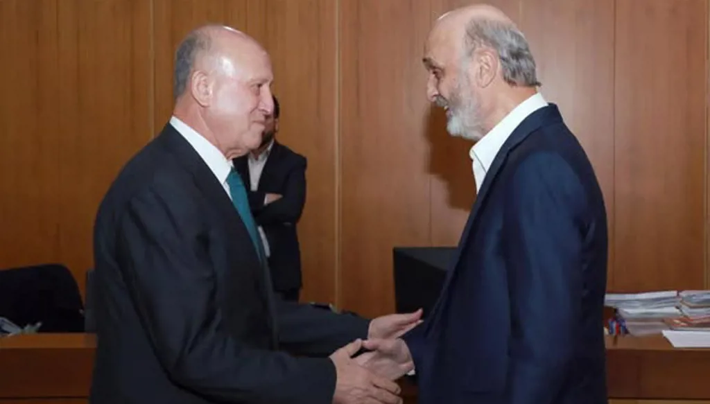 لماذا محاولات الشرخ بين "القوّات" والمكوّن السنيّ؟