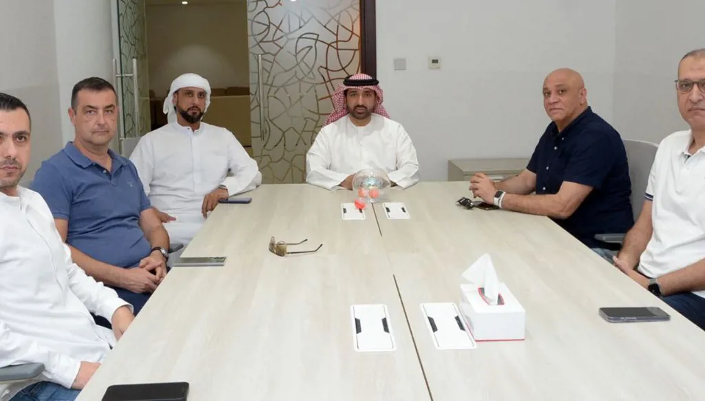 اتحاد الإمارات لكرة السلة يعقد اجتماعاً تنسيقياً مع مدربي فرق الرجال لمناقشة الجدول الزمني لنهائيات الدوري