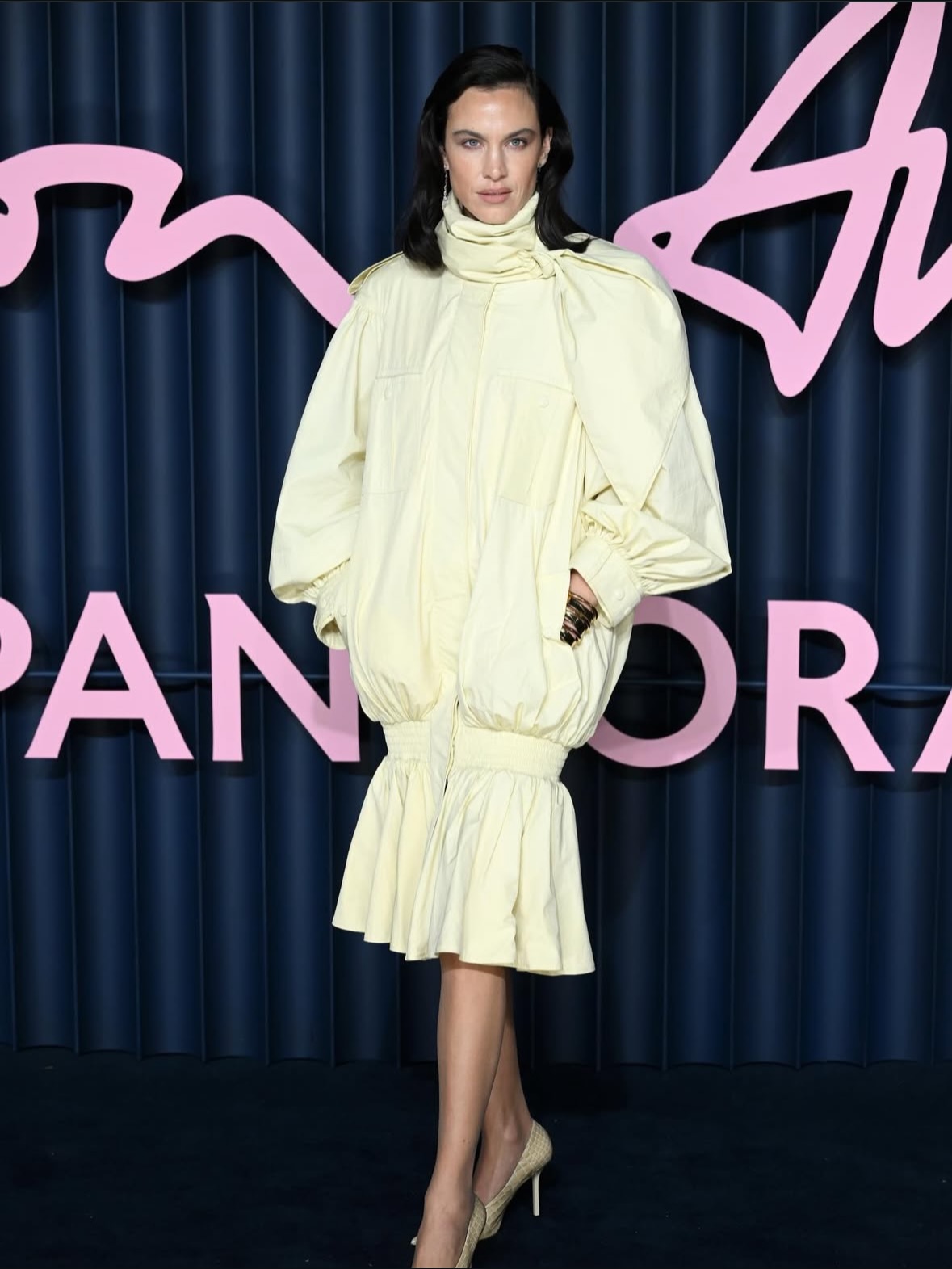 ألكسا تشونغ في حفل جوائز الموضة البريطانيّة (إنستغرام)