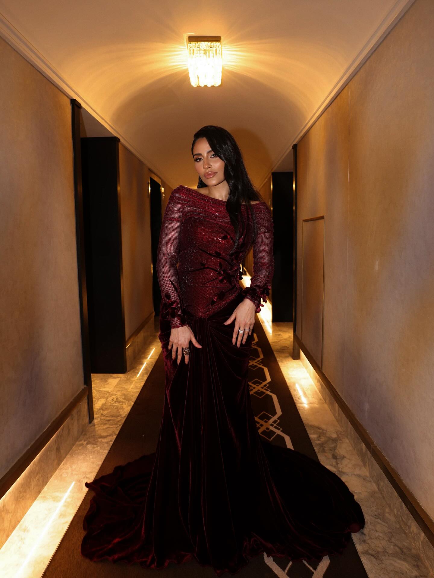 إلهام علي بتصميم أنطوان قارح (إنستغرام)