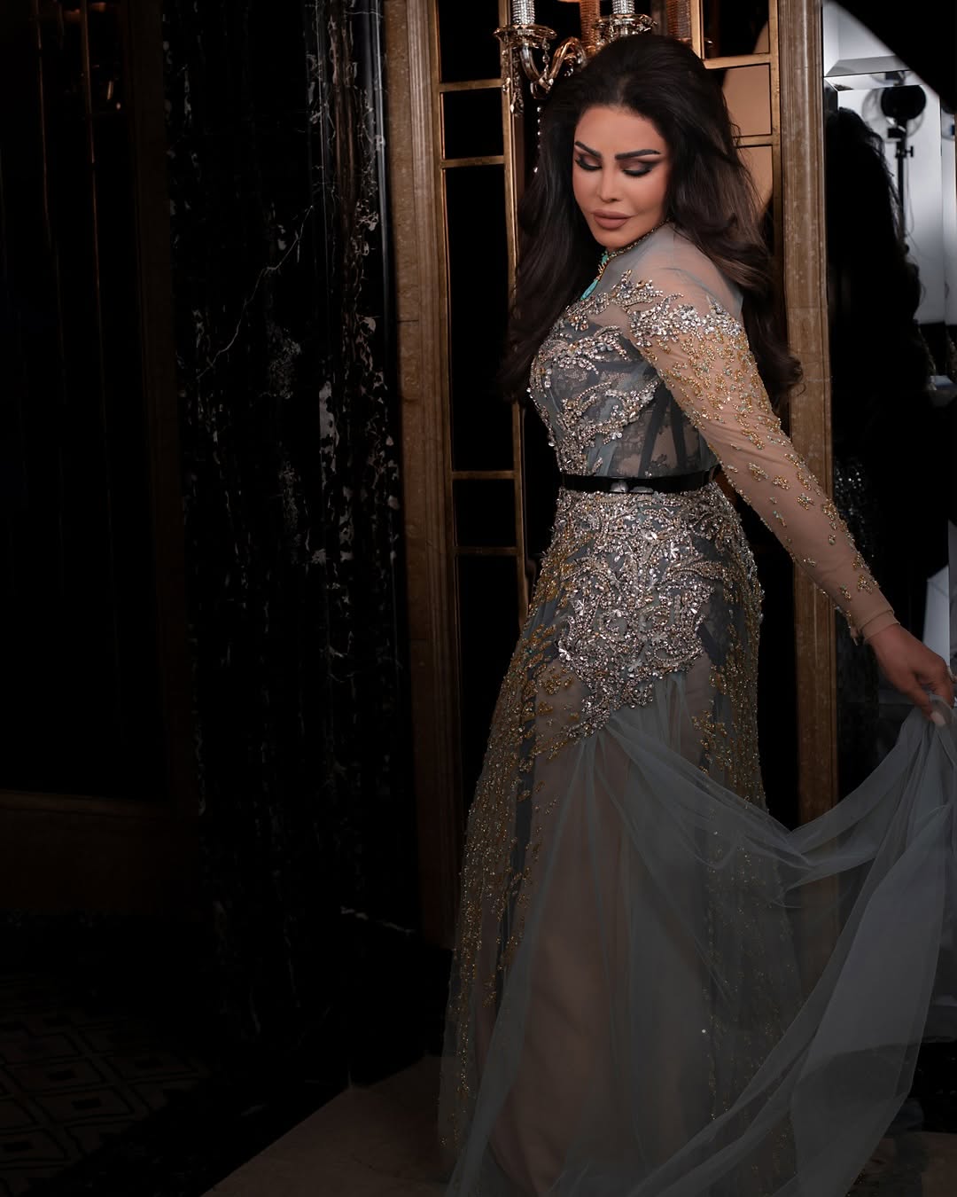 احلام الشامسي بفستان كوتور فخم (انستغرام)