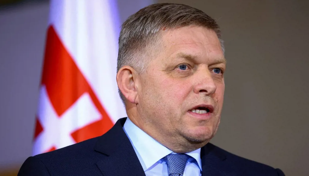 رئيس الوزراء السلوفاكي: سنقطع إمدادات الكهرباء الطارئة عن أوكرانيا!