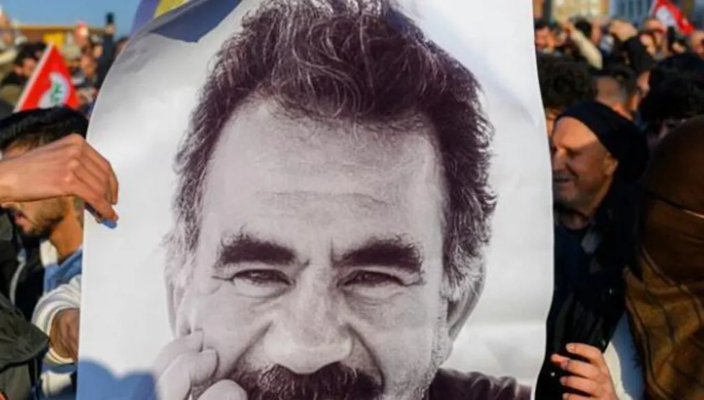 أول خطاب بالفيديو منذ اعتقاله... أوجلان: تخلي "العمال الكردستاني" عن سلاحه سيحصل سريعاً