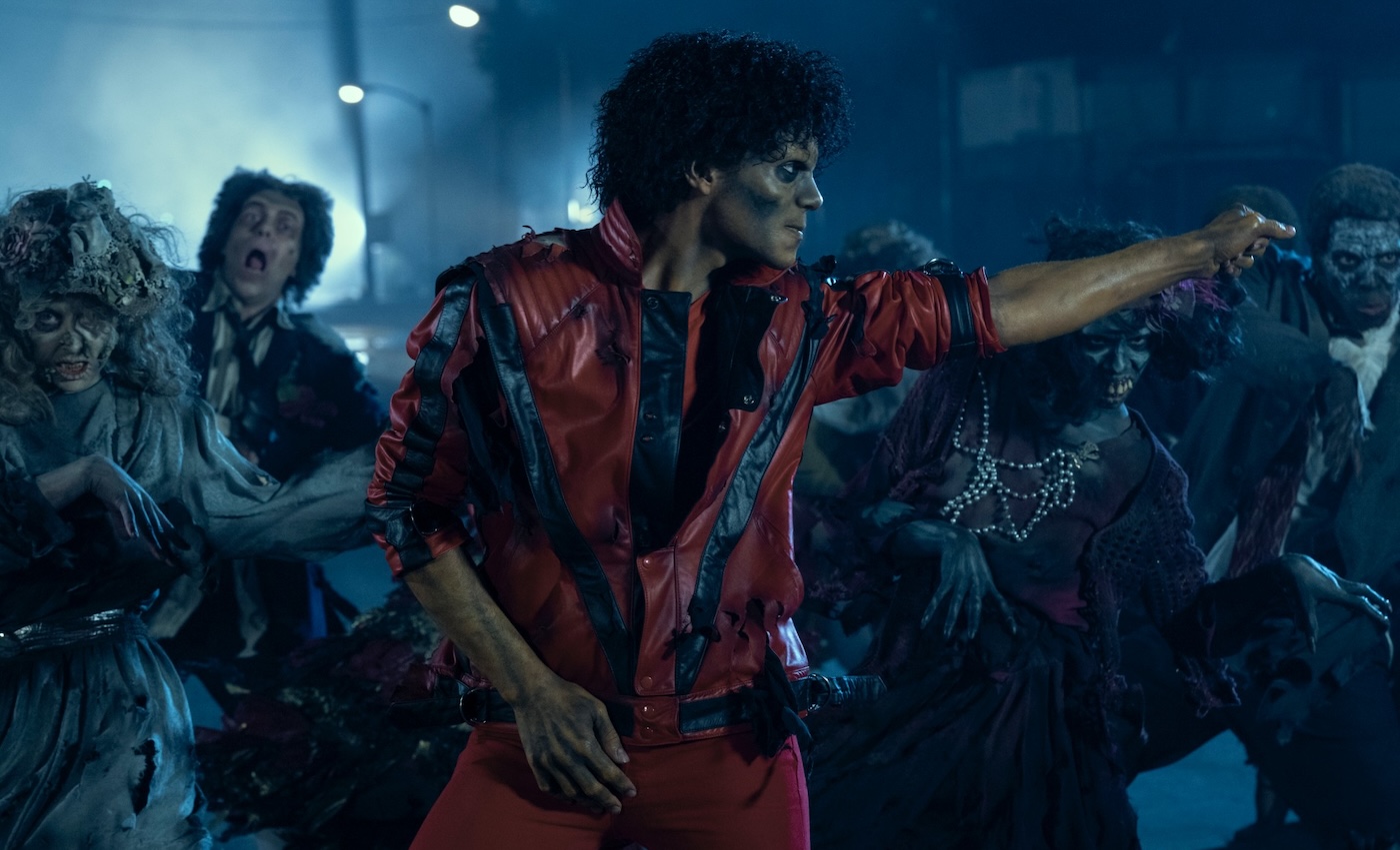 خلال تصوير كليب ”ثريللر“. 