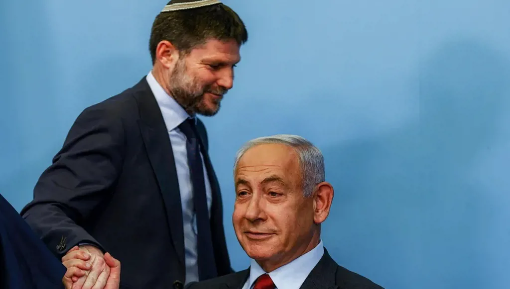 تصاعد الخلافات بين سموتريتش ونتنياهو: تهديدٌ مباشر بحلّ الكنيست