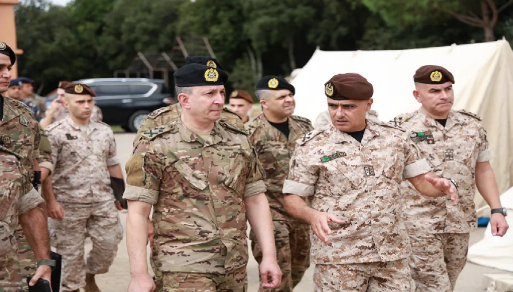 هيكل يتفقَّد أنشطة تمرين مشترك بين الجيشين اللبناني والبريطاني (صور)