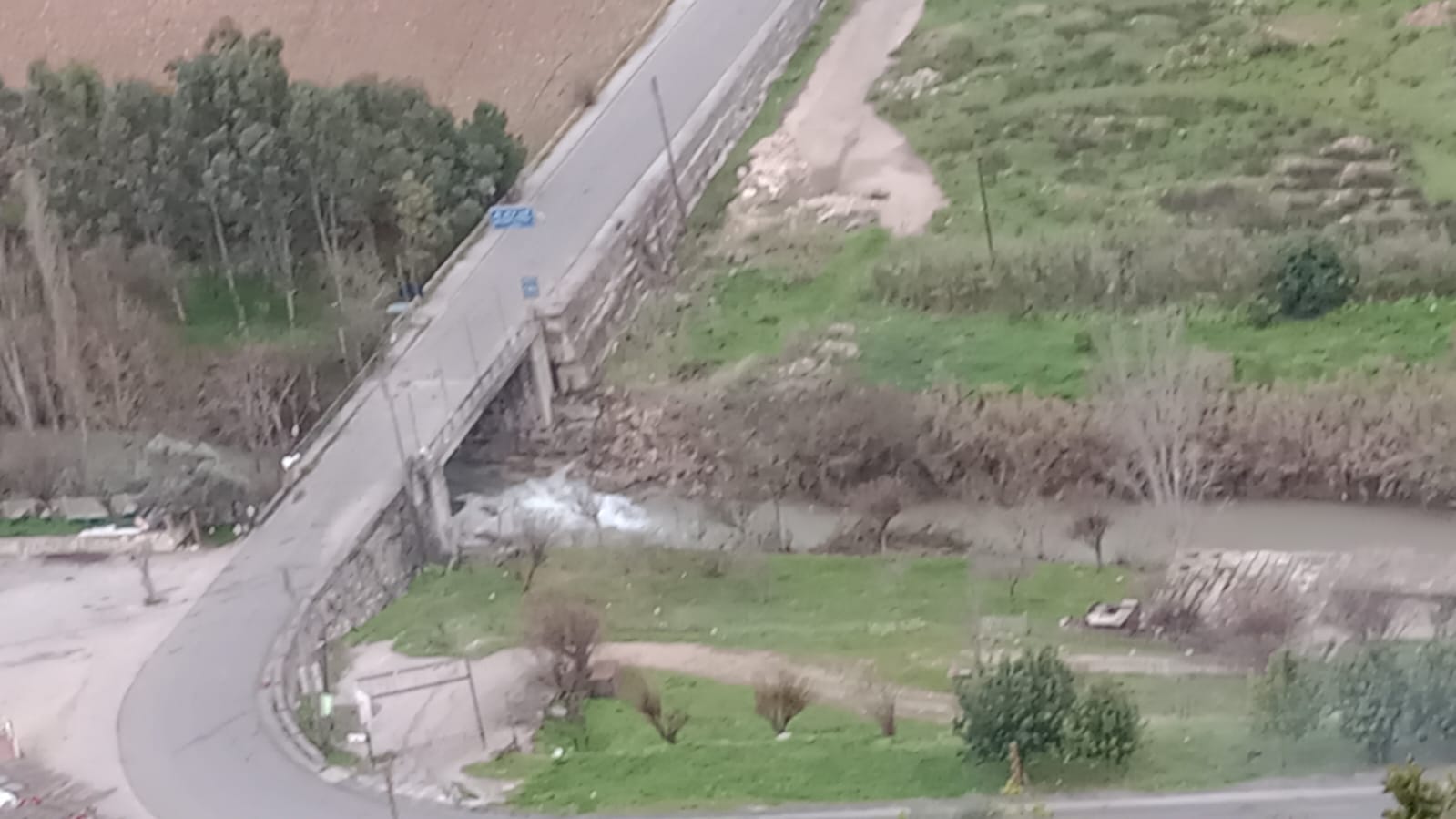 محيط جسر قعقعية (إكس).