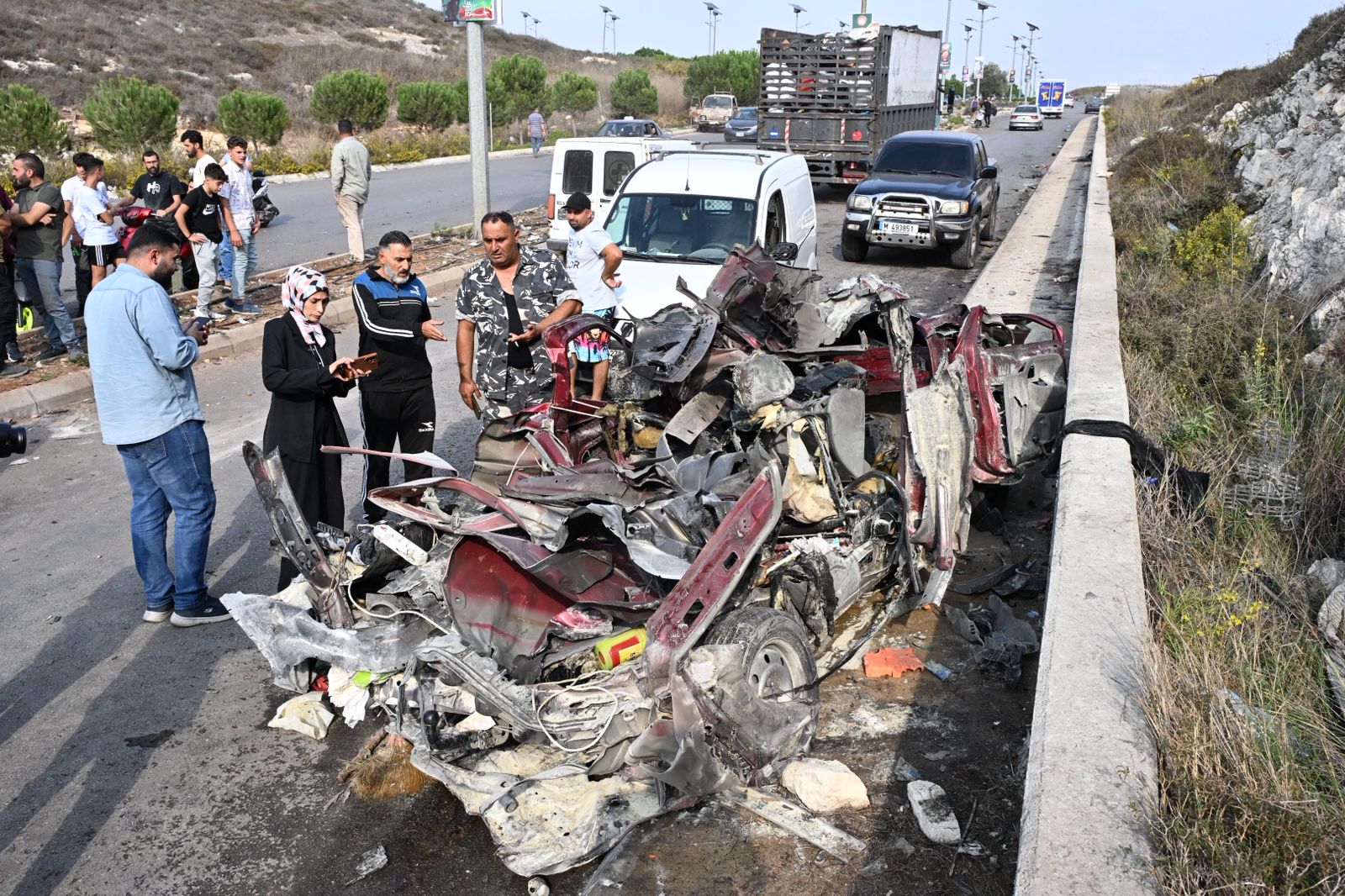 غارة إسرائيلية على كفردجال (حسام شبارو).