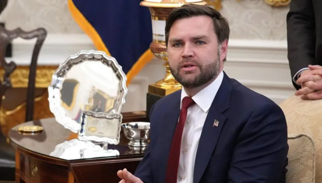 فانس: إيران لا تزال غير مستعدة لقبول بعض "الخطوط الحمر" لترامب