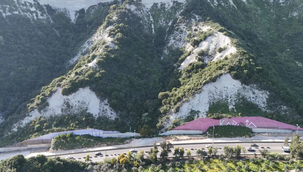 لبنان- بعد 8 سنوات من الإقفال... إعادة فتح طريق شكا الدولي