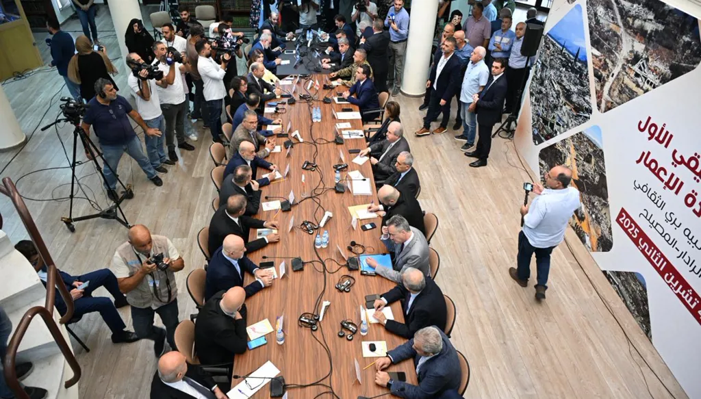 اللقاء التنسيقي الأوّل نحو إعادة الإعمار في منطقة الرادار. (تصوير حسام شبارو)