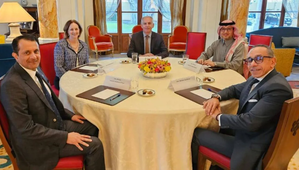 دعوات رئاسية  إلى تفعيل "الخماسية"  في مواجهة التصعيد