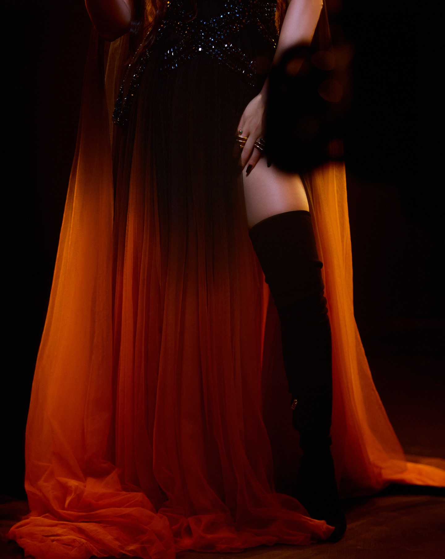 أسلوب هيفاء وهبي جريء ويحمل رسالة مدروسة (إنستغرام)