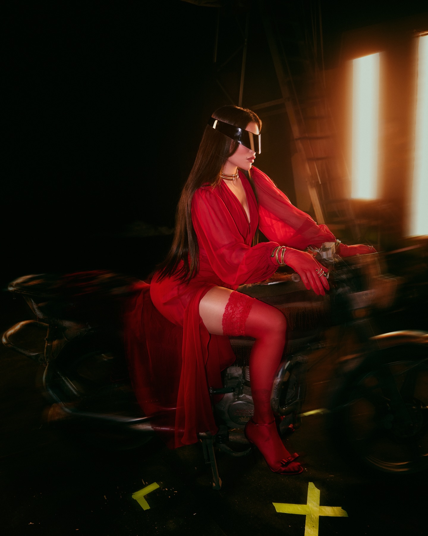 هيفاء وهبي أنوثة سوبر وومان (إنستغرام)