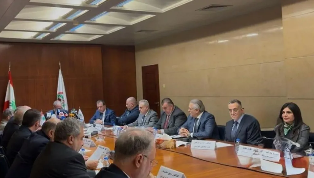 نقابات المهن الحرة ماضية في رفض قانون "الفجوة": قدّمنا حلاً بديلاً وعملياً... نضعه برسم النواب