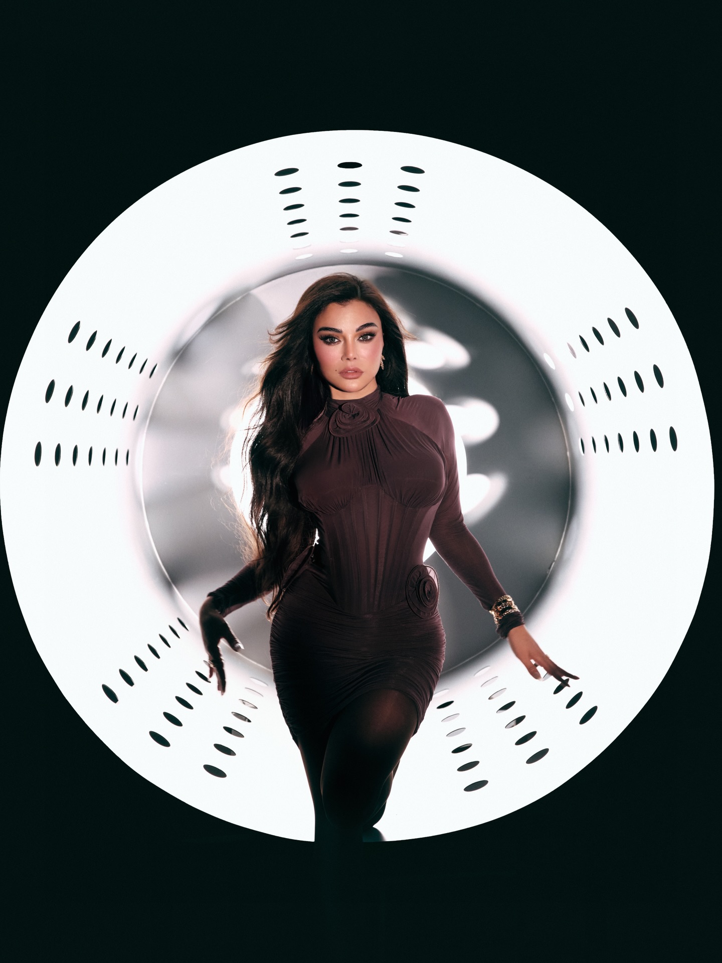 هيفاء وهبي بتصميم ماغدا بوتريم (إنستغرام)