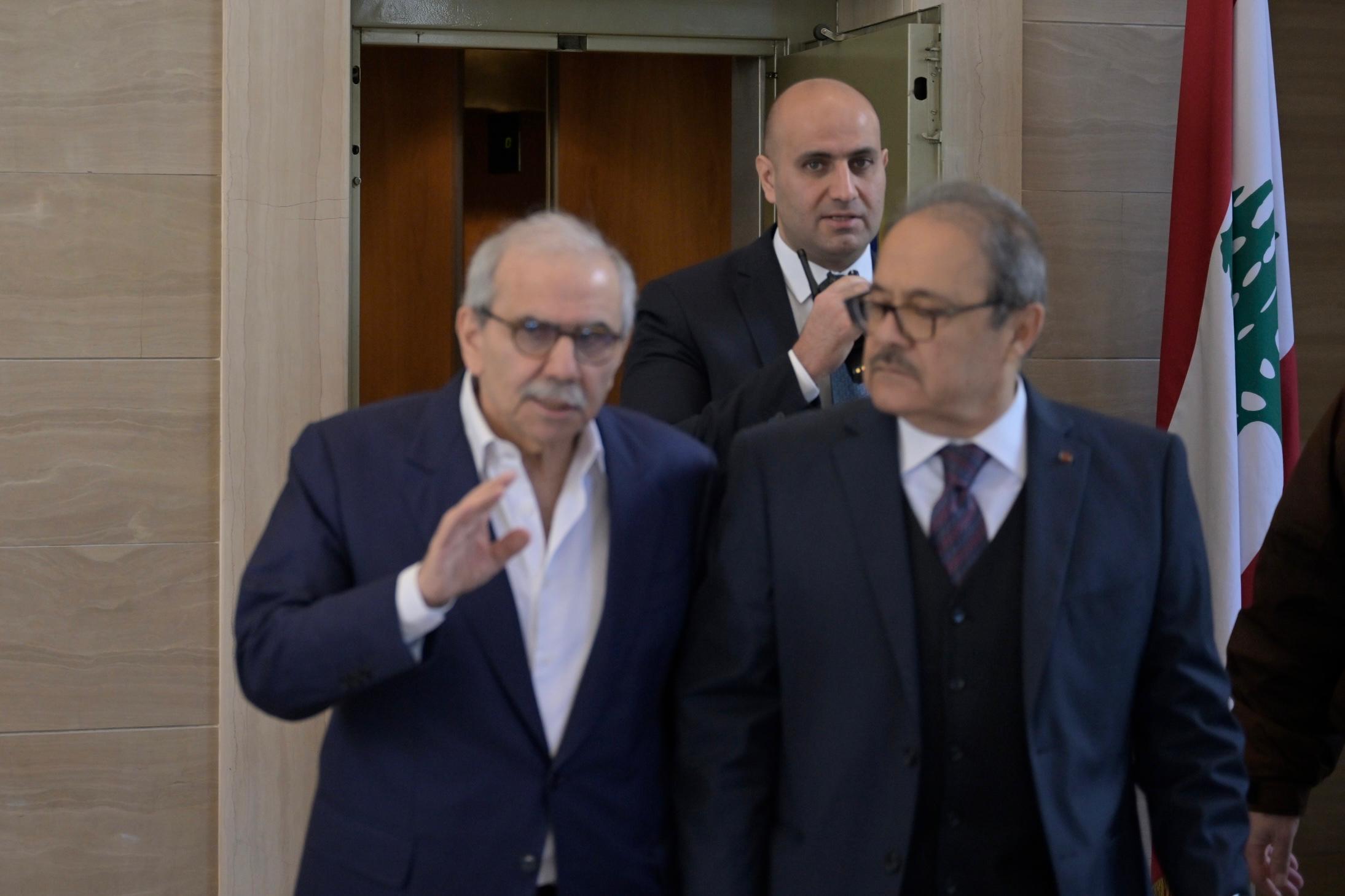 نواف سلام (نبيل اسماعيل).