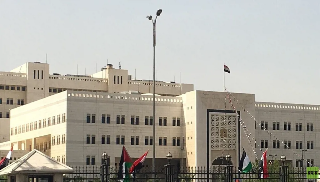 الحكومة السورية تدين "إعدام قسد للسجناء" في ريف الرقة