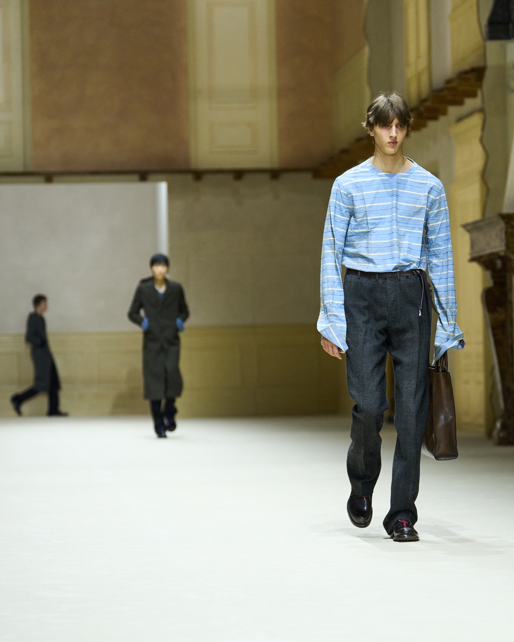 من عرض برادا لخريف وشتاء 2026 و2027 في ميلانو (إنستغرام)