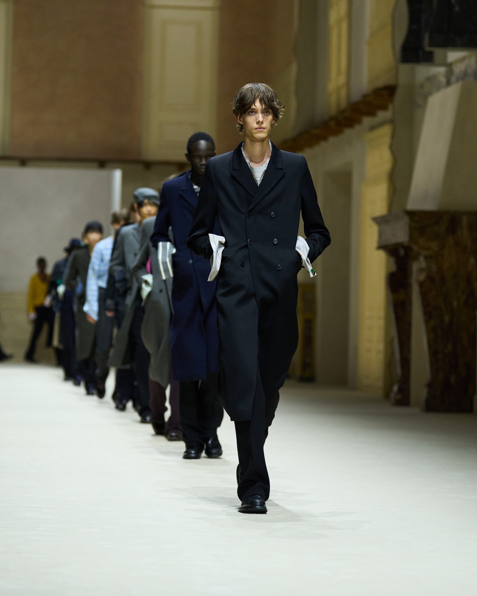 من عرض برادا لخريف وشتاء 2026 و2027 في ميلانو (إنستغرام)