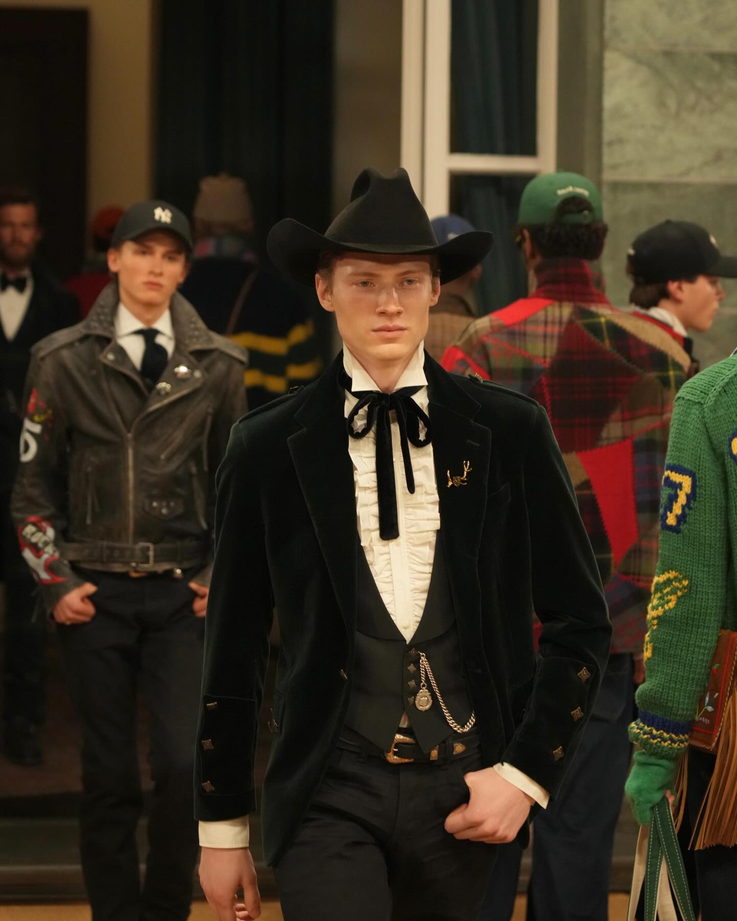 من عرض رالف لورين لخريف وشتاء 2026 و2027 في ميلانو (إنستغرام)