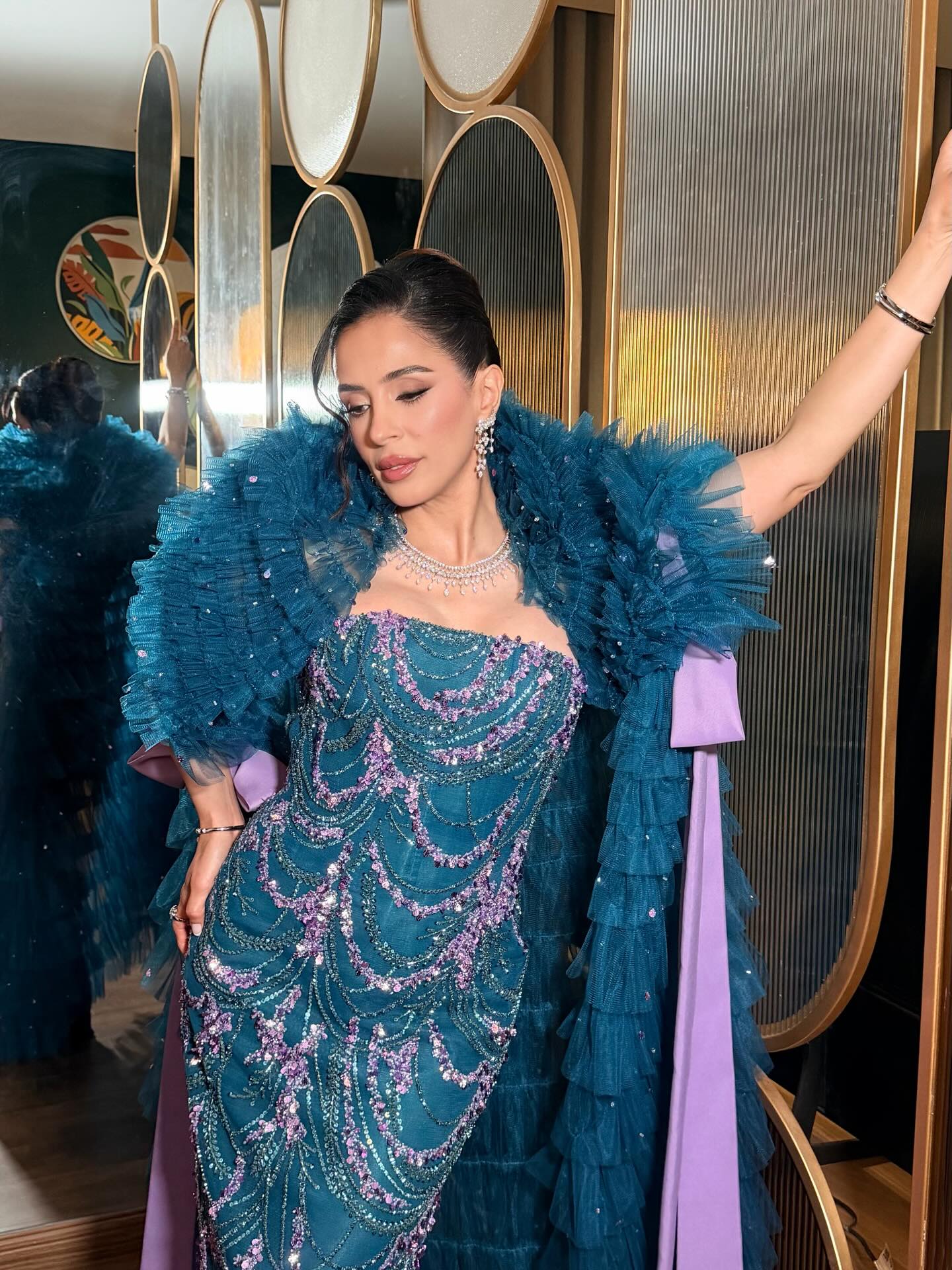 عائشة كاي بتصميم إيمان العجلان (إنستغرام))