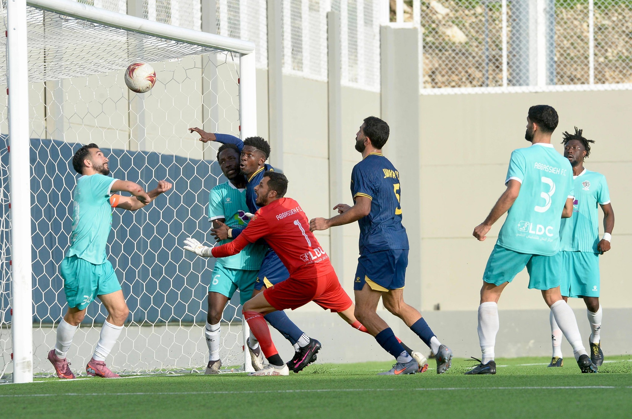 من مباراة جويا والرياضي العباسية. (وكالات)