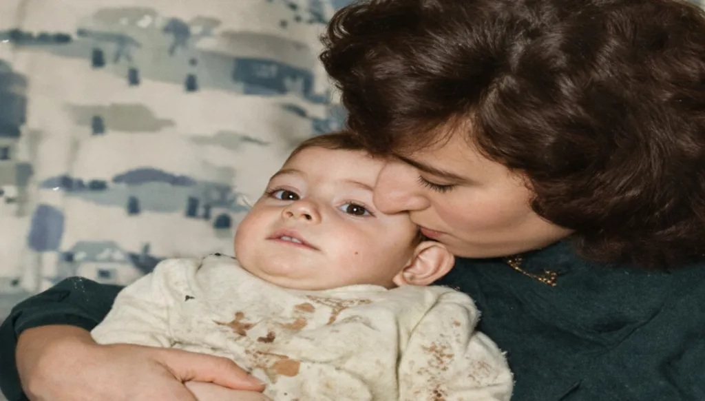 السيدة فيروز وابنها هلي الرحباني. (أرشيفية/النهار - ملوّنة حديثاً)