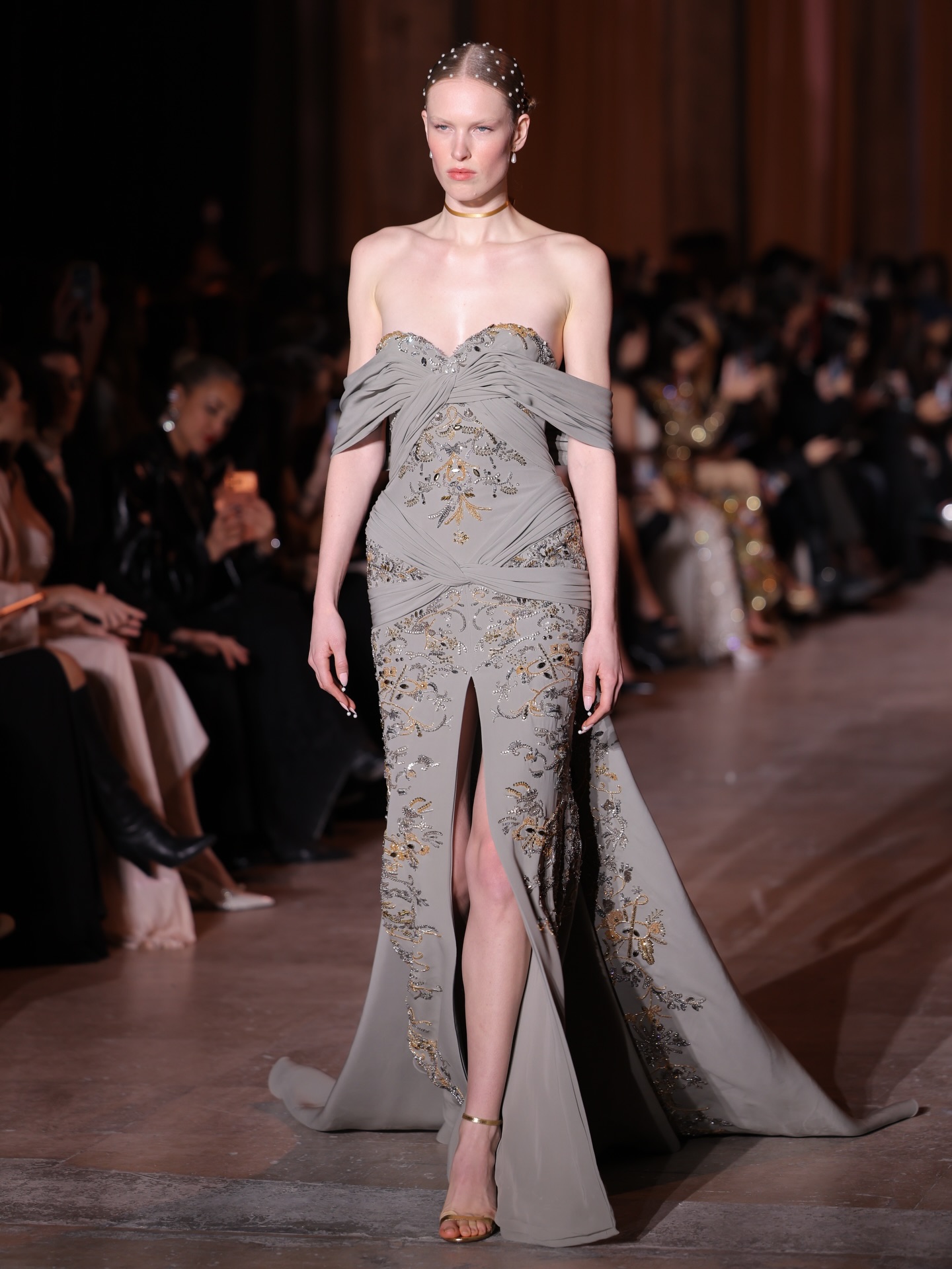 من مجموعة زهير مراد للخياطة الراقية لربيع وصيف 2026 (تصوير باتريك صوايا)