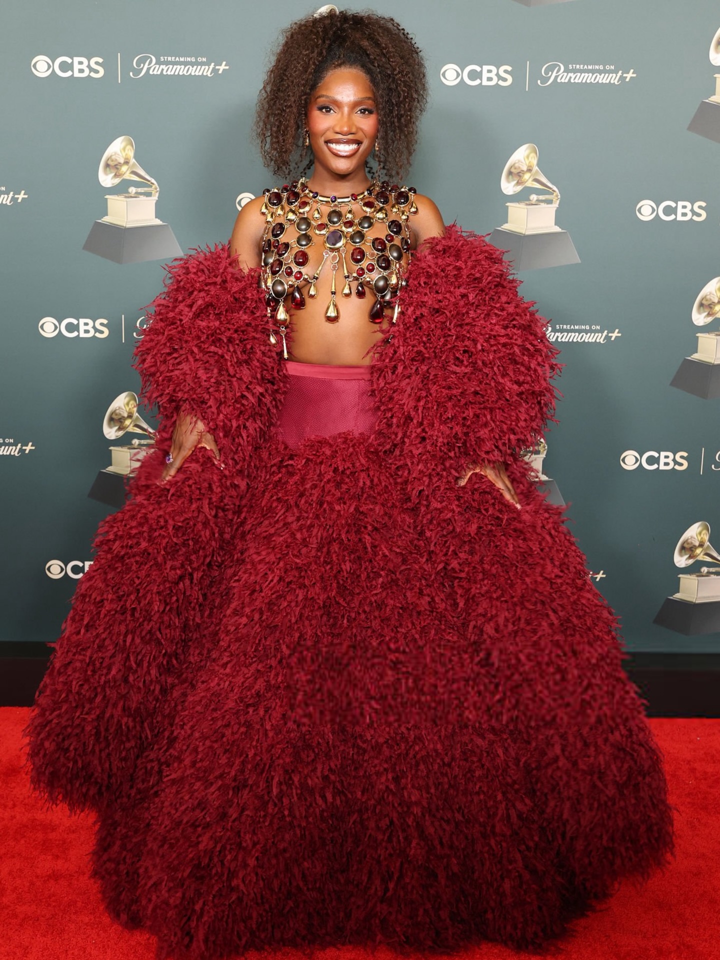 دويتشي بتصميم جيفنشي (إنستغرام)