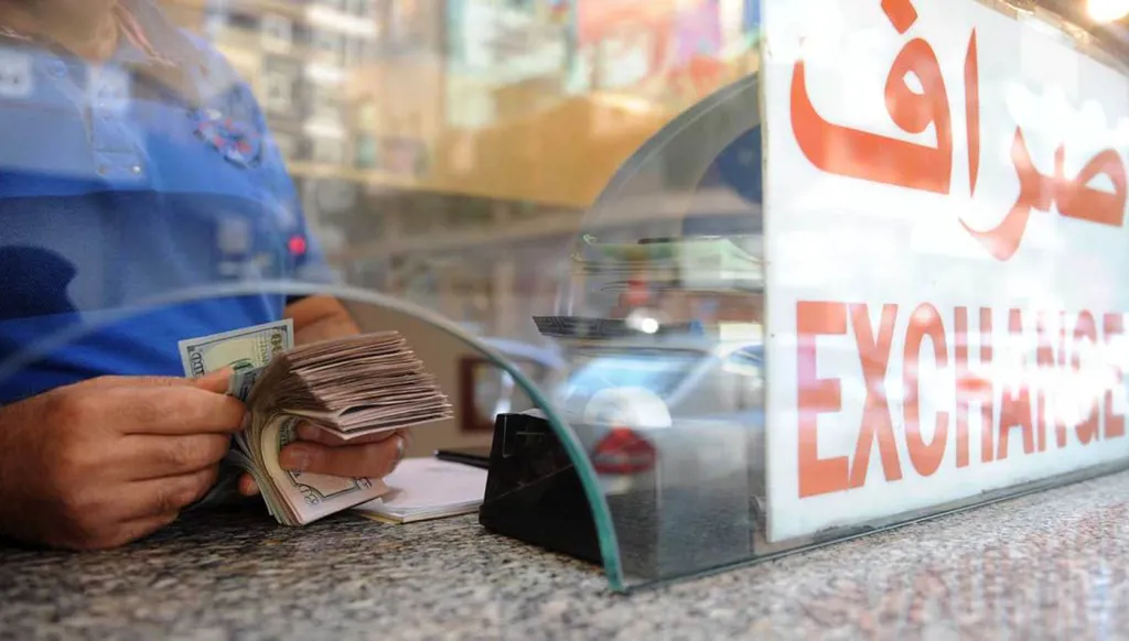 قوى الامن توقف شركات صرافة غير شرعية في لبنان