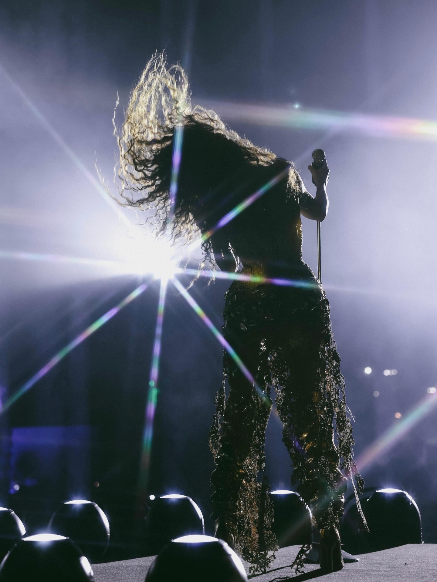 ميريام فارس تتألّق على المسرح (إنستغرام)