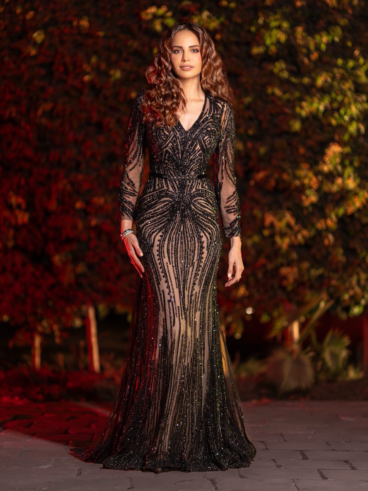 آمال ماهر بتصميم زياد نكد (تصوير فهد الصياد)