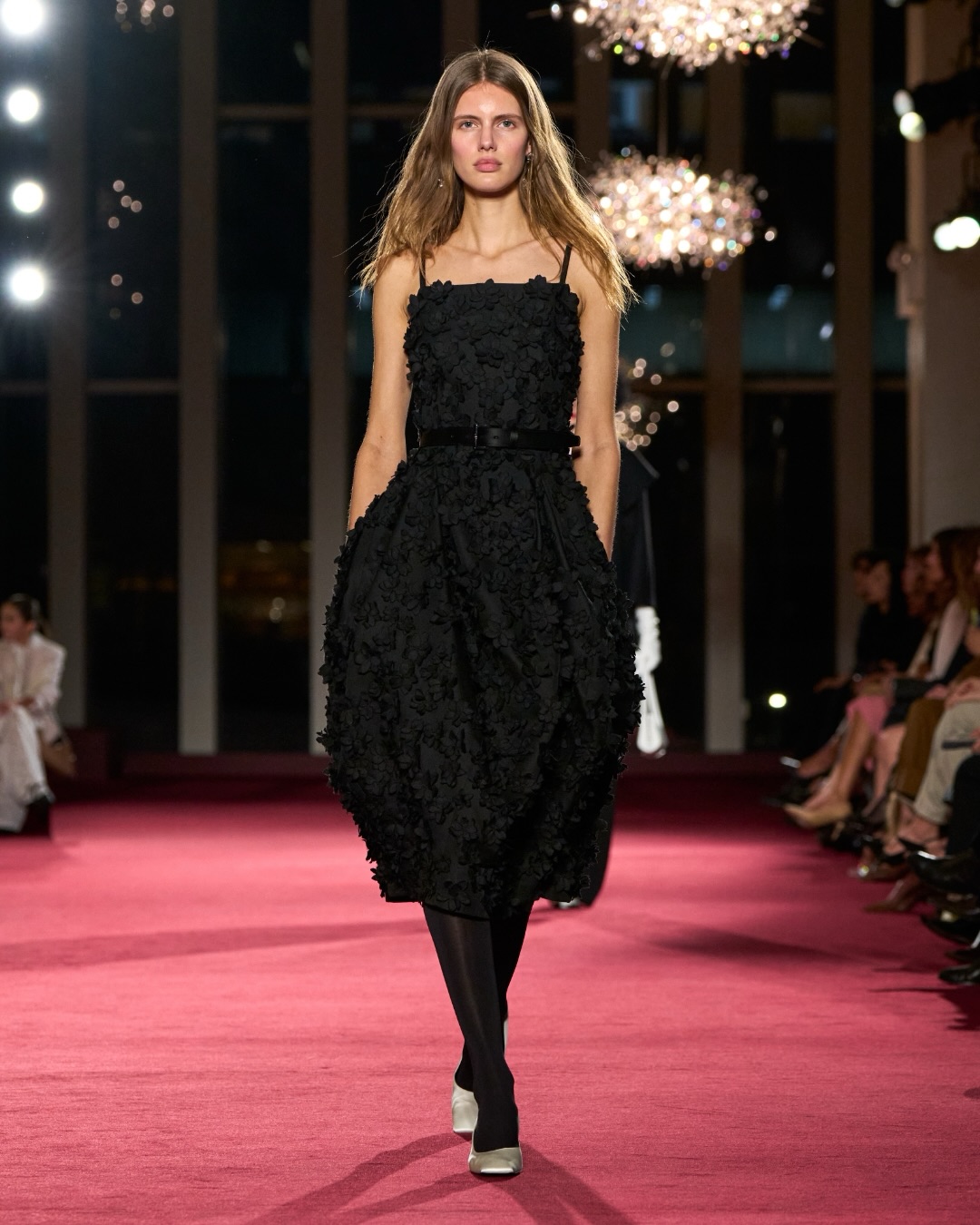 من عرض أزياء مايكل كورس لخريف 2026 (إنستغرام)