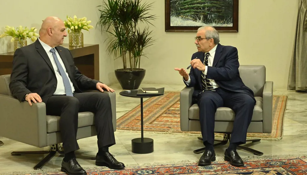 نواف سلام من بعبدا: لست "ليبان بوست"... وحقيبة المالية ليست حكراً على أحد