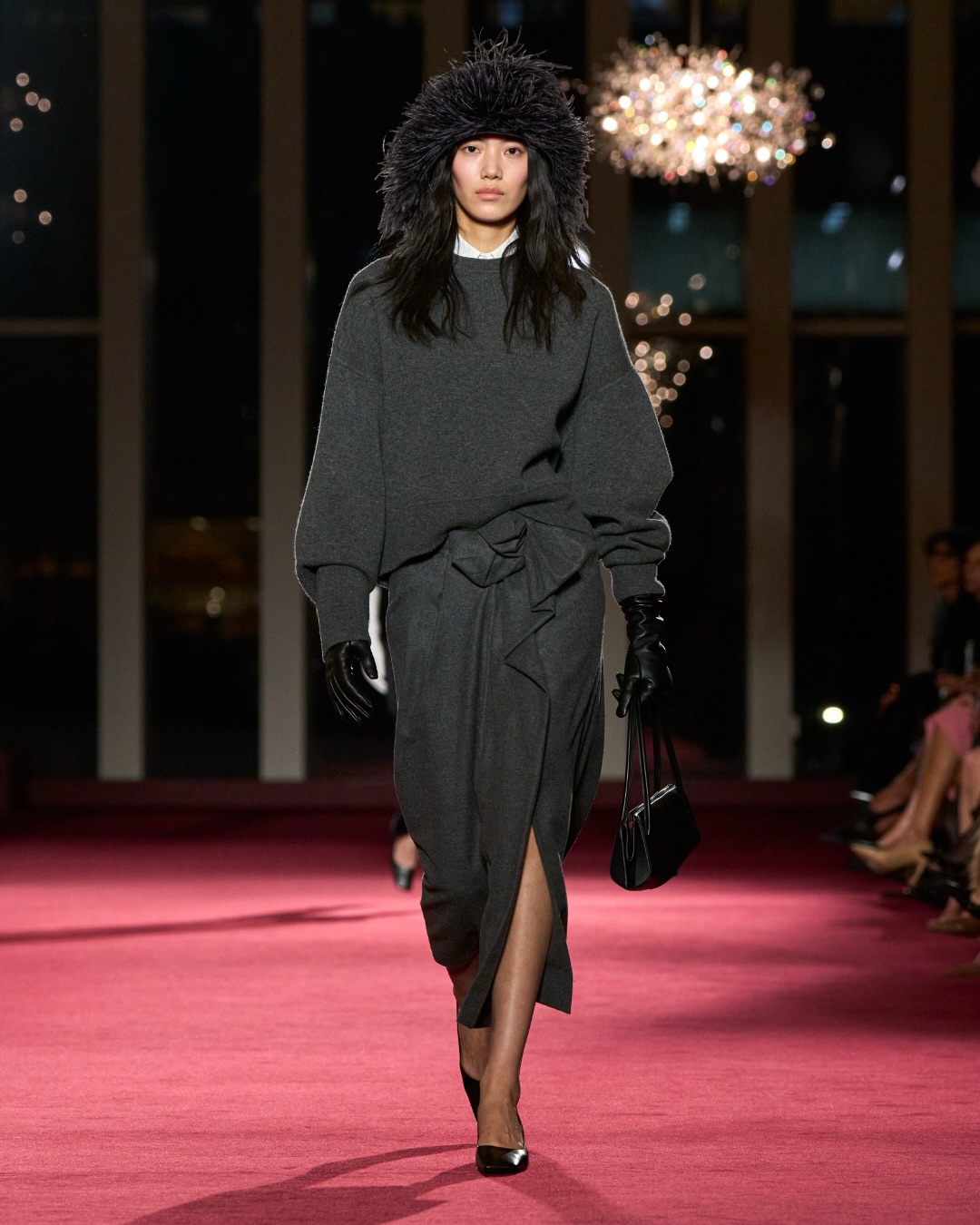 من عرض أزياء مايكل كورس لخريف 2026 (إنستغرام)