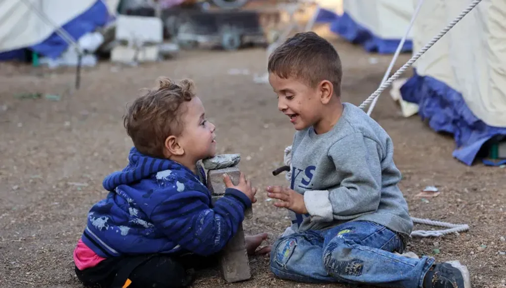 فلسطين.. نافذة الضوء للإنسانية