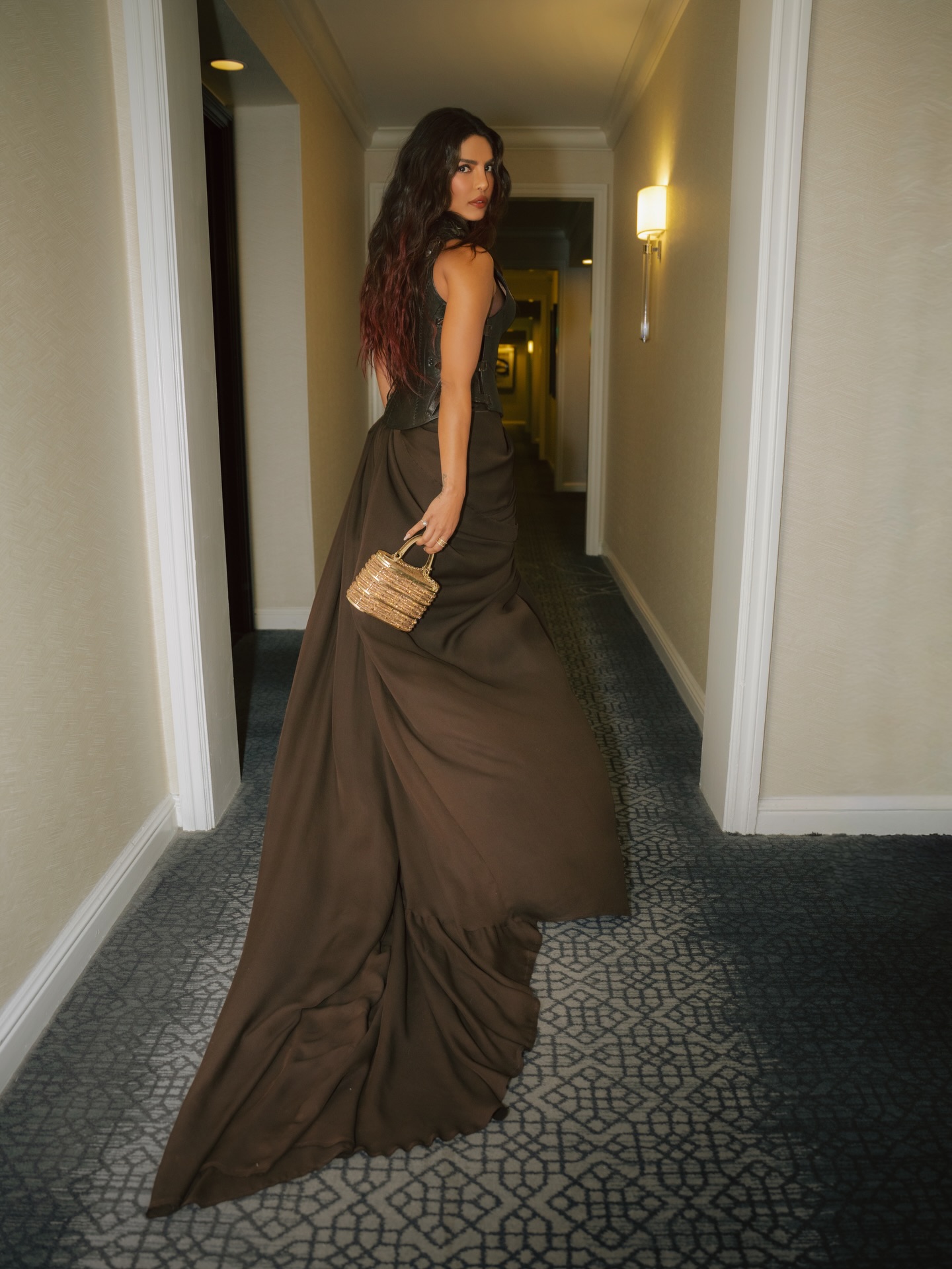 إطلالة بريانكا شوبرا في العرض الأول لفيلم The Bluff (إنستغرام)