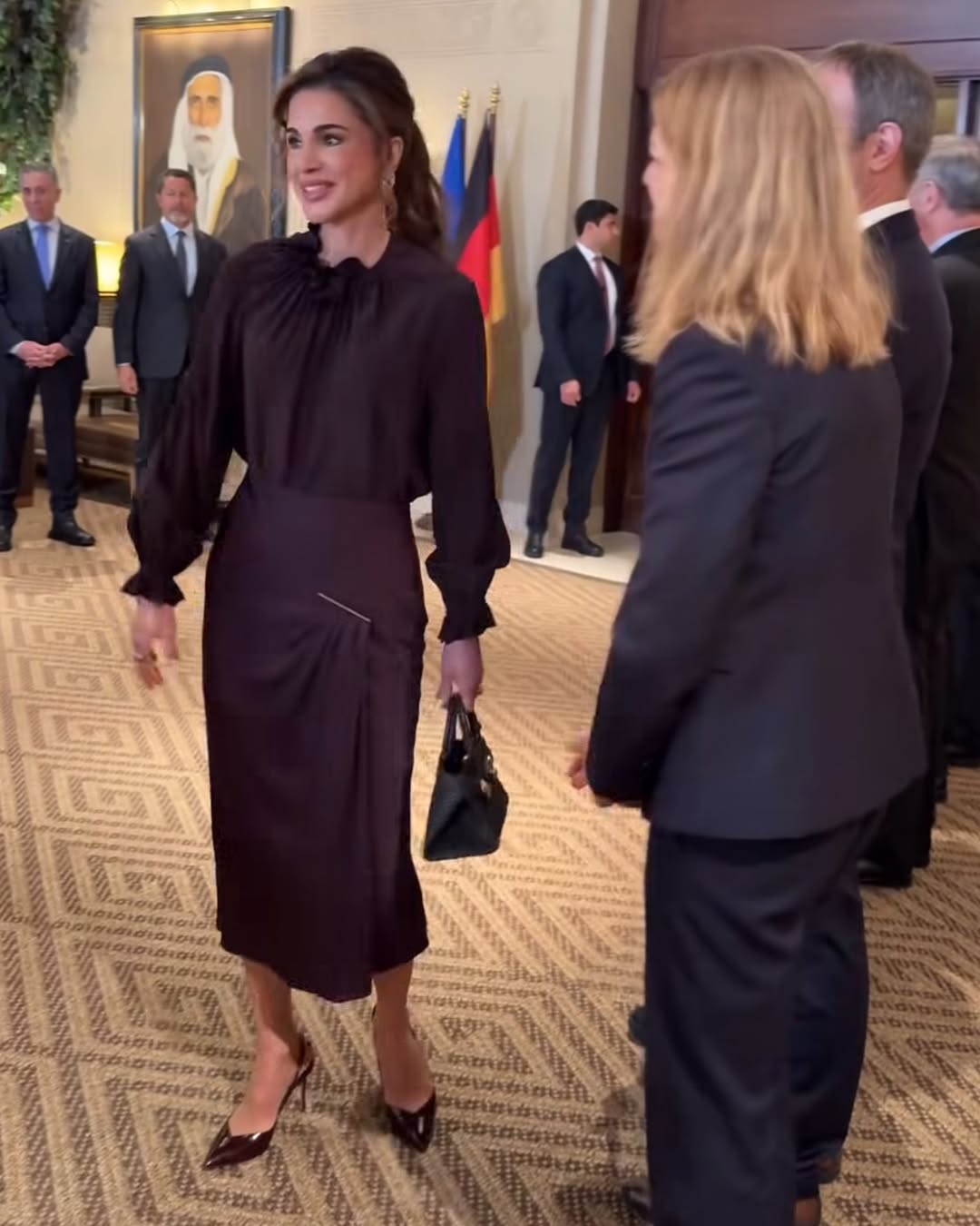 الملكة رانيا تتألق في قصر الحسينية أثناء استقبال الرئيس الألماني فرانك فالتر شتاينماير (انستغرام)