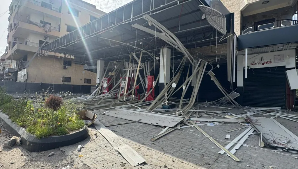 دمار في النبطية (سمير صباغ).