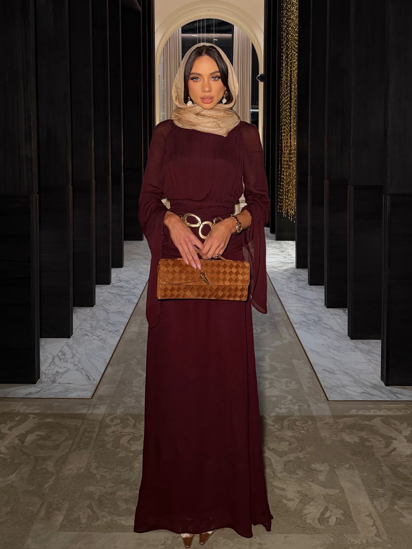 لجين عضّاضة بتسريحة أنيقة (إنستغرام)